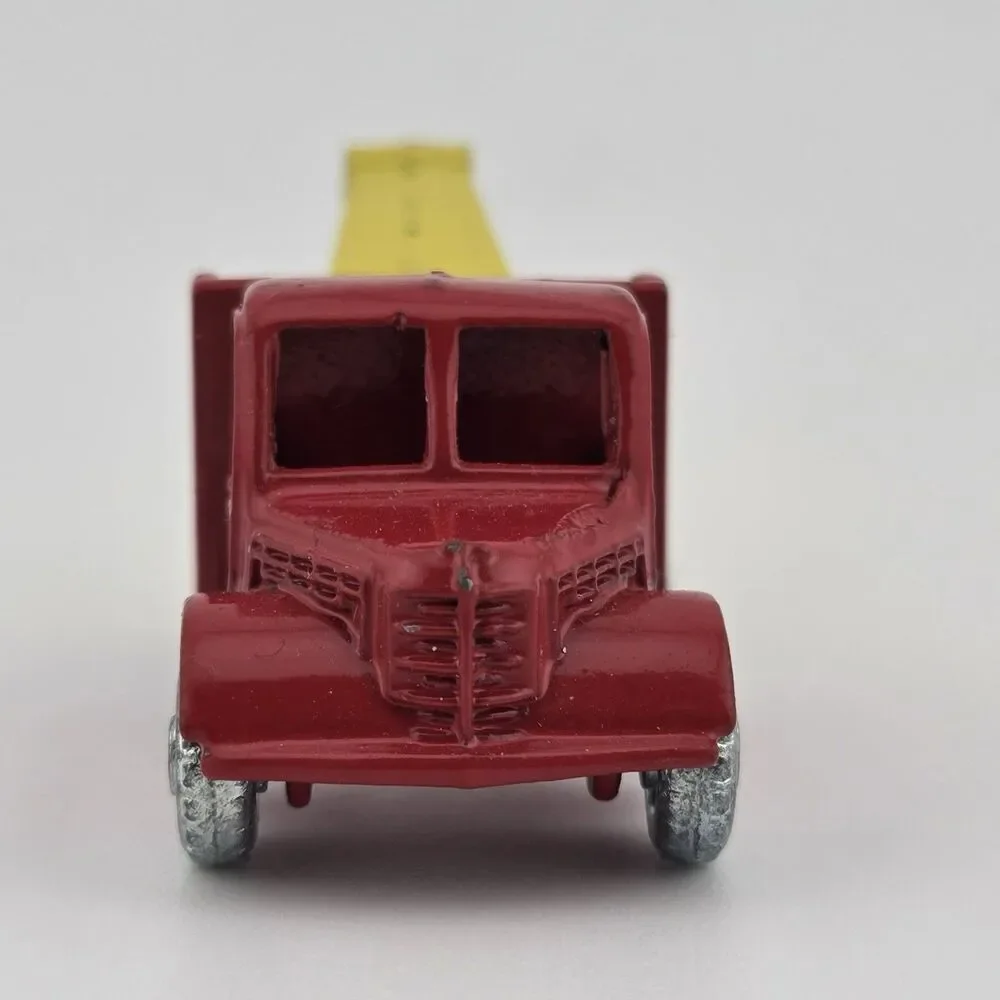RARE!!! 1992 Die Cast Matchbox Wrecker Lifter Tow Truck
